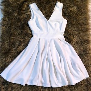 Haute Monde White Dress Sz M